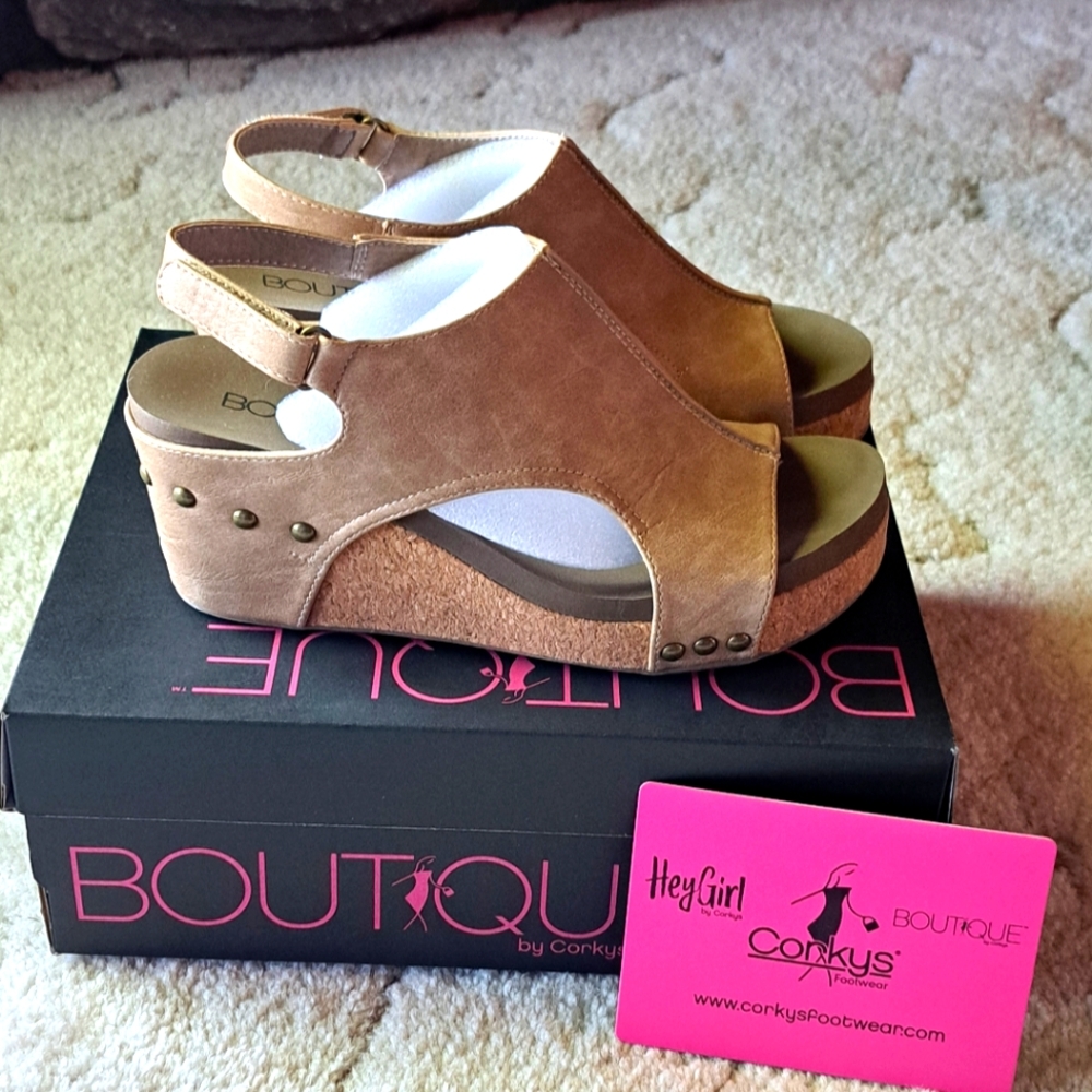 Corkys Tan Wedge Sandals with Peep-Toe Design Like New